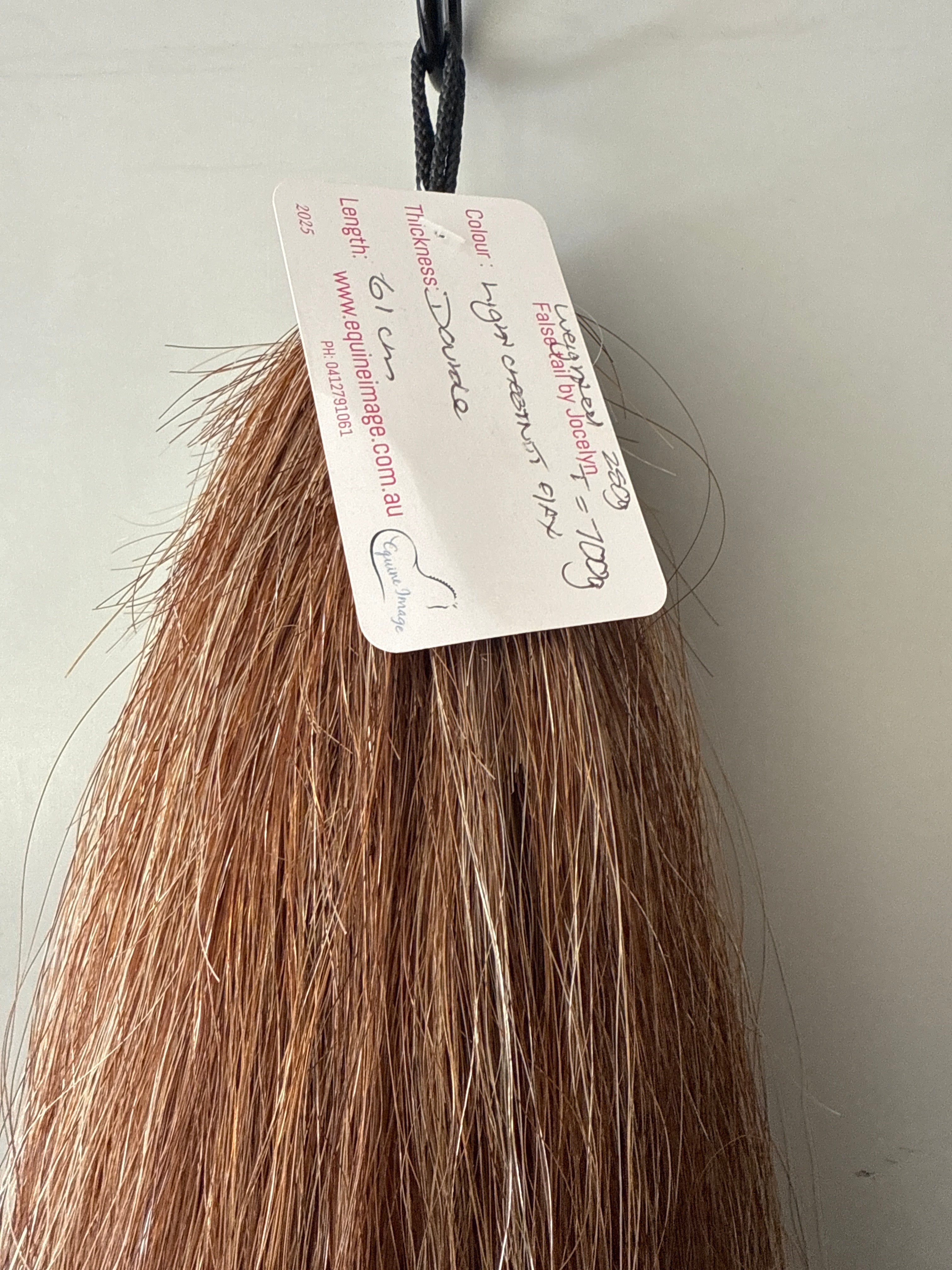 Weighted light Chestnut mix ( flaxen ) Double 61 cm long final weight 700g