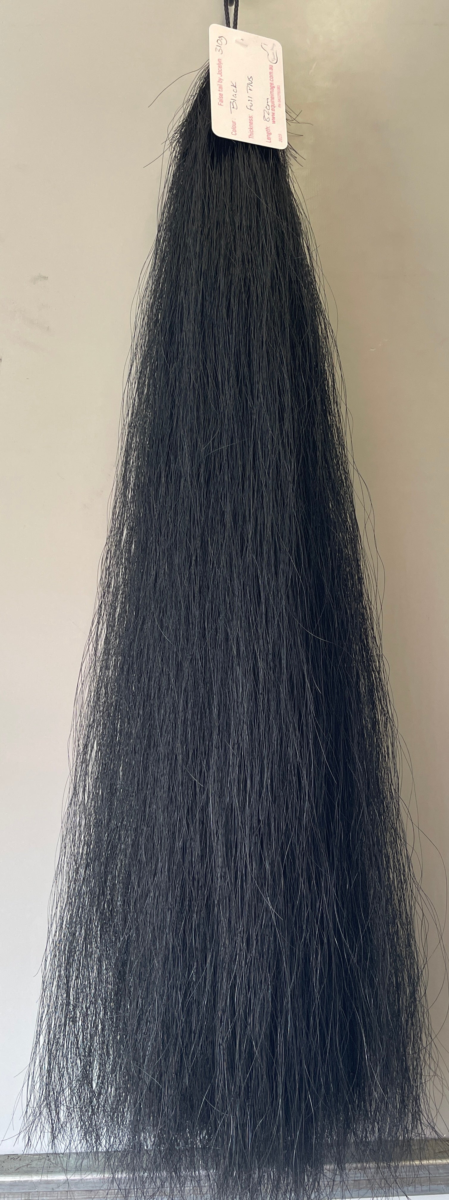 Dyed Black Full plus ( 1.5 times ) 310g  of hair 82 cm long