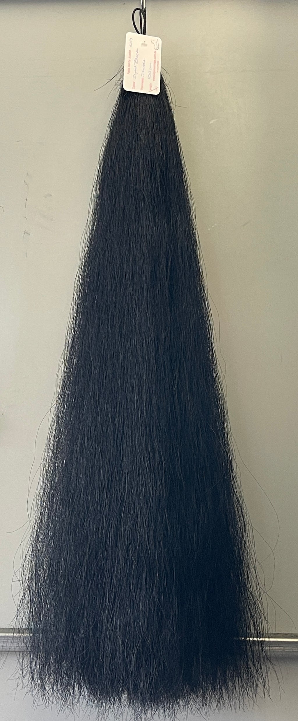 Qhorse Dyed Black 100 cm cut end Double thickness