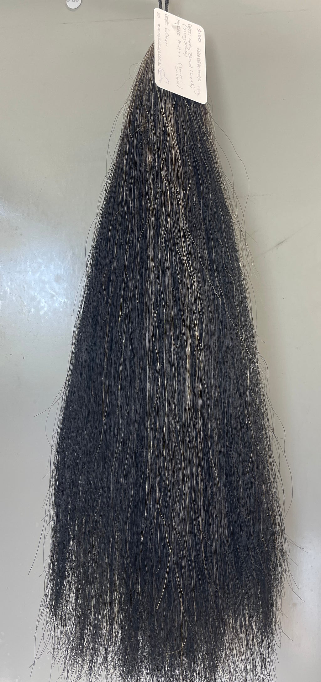 Dark Grey blend ( young horse ) full plus plus 60 cm long