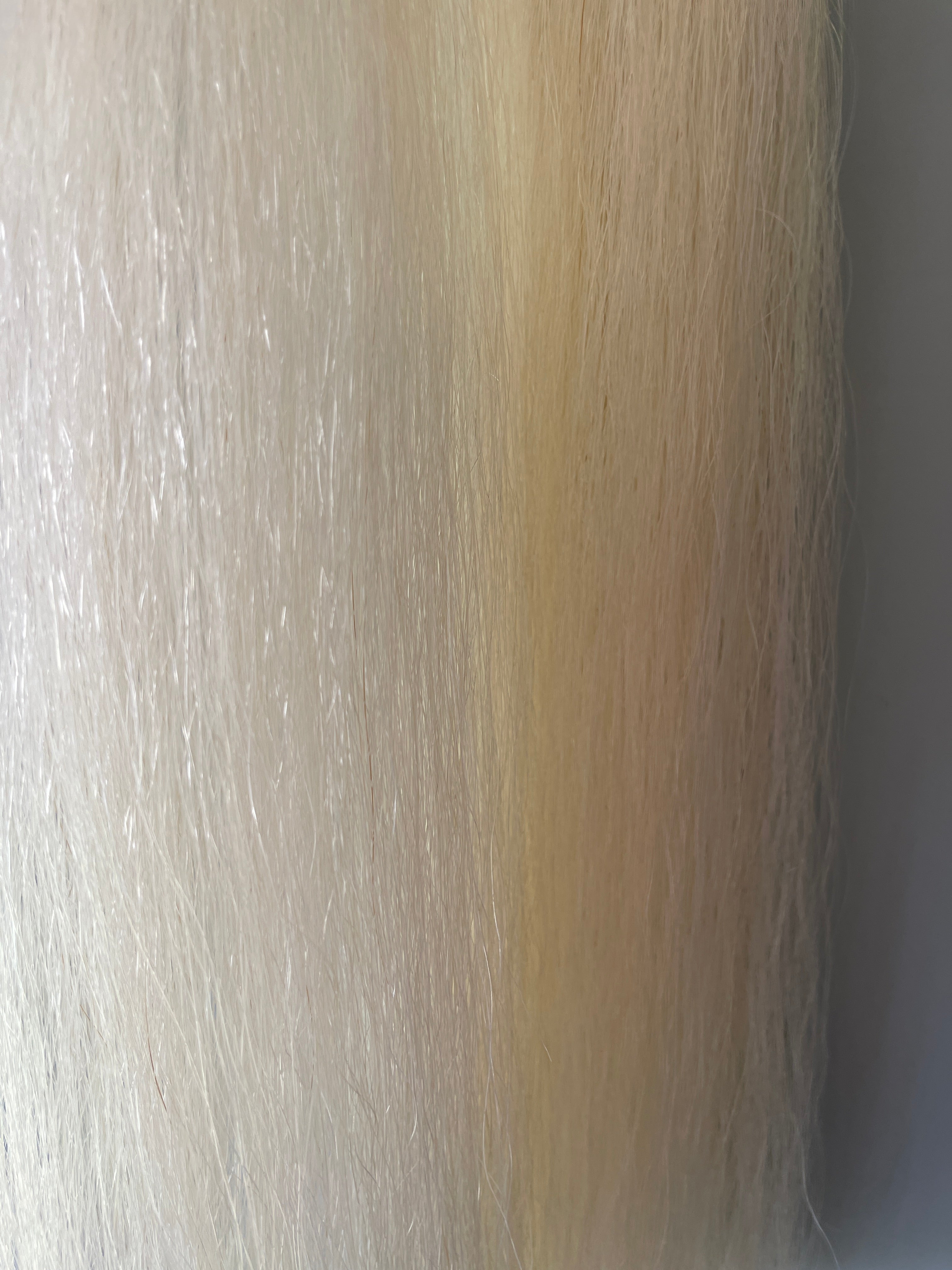 Pally white - off white full thickness ( just over single 260g of hair approximately) 70 cm long