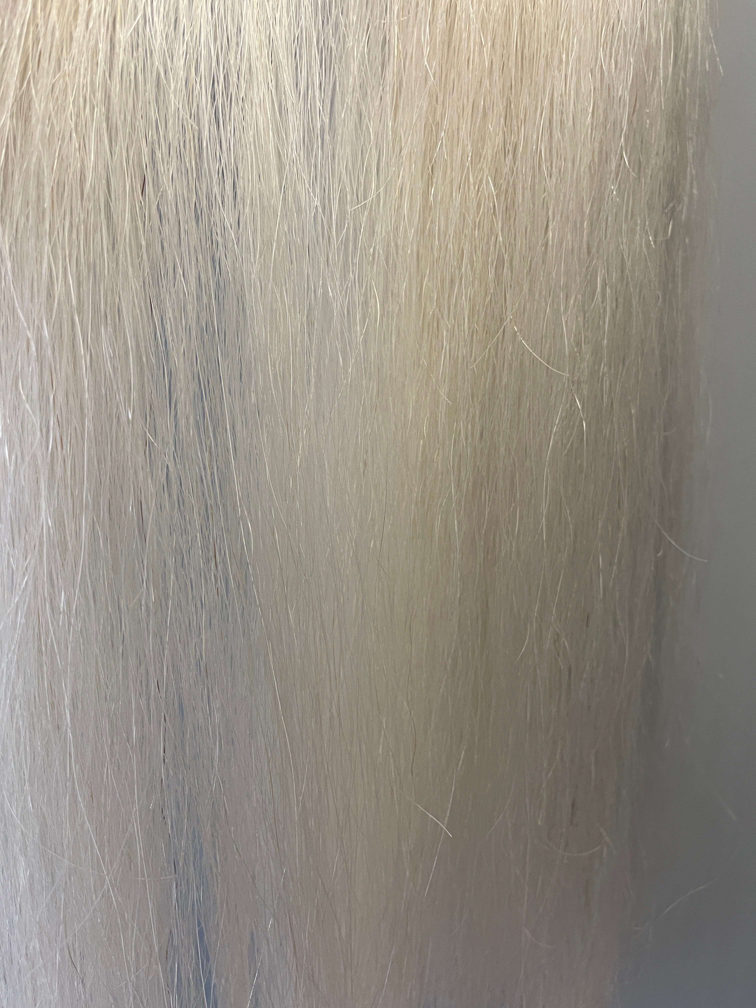 Off white - natural white 68cm long cut  End single thickness 195g