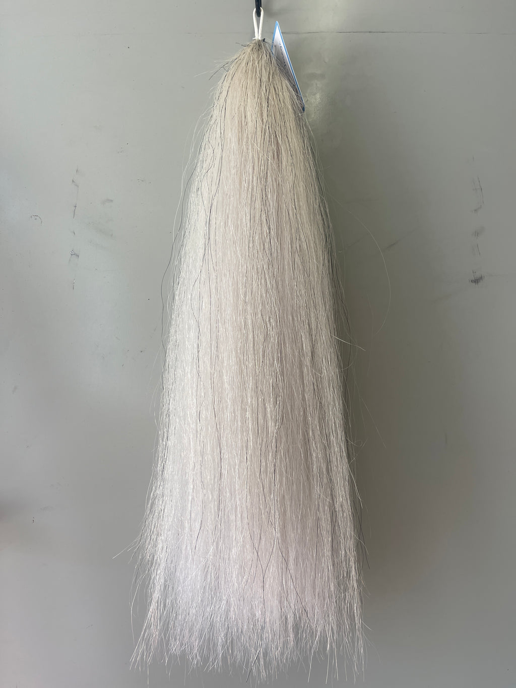 Very very light Grey 60 cm natural end single thickness