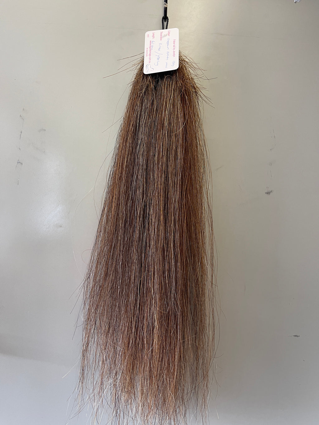 Yearling Filler 61 cm long natural end chestnut mix