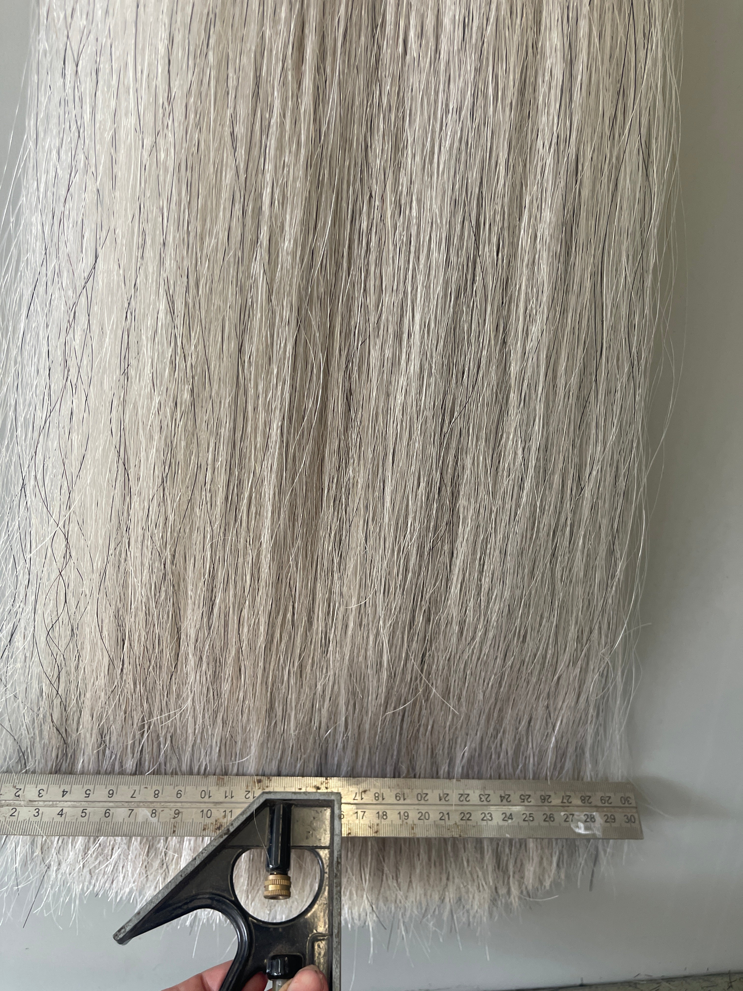 Very light grey 79/80 cm cut end Full plus thickness