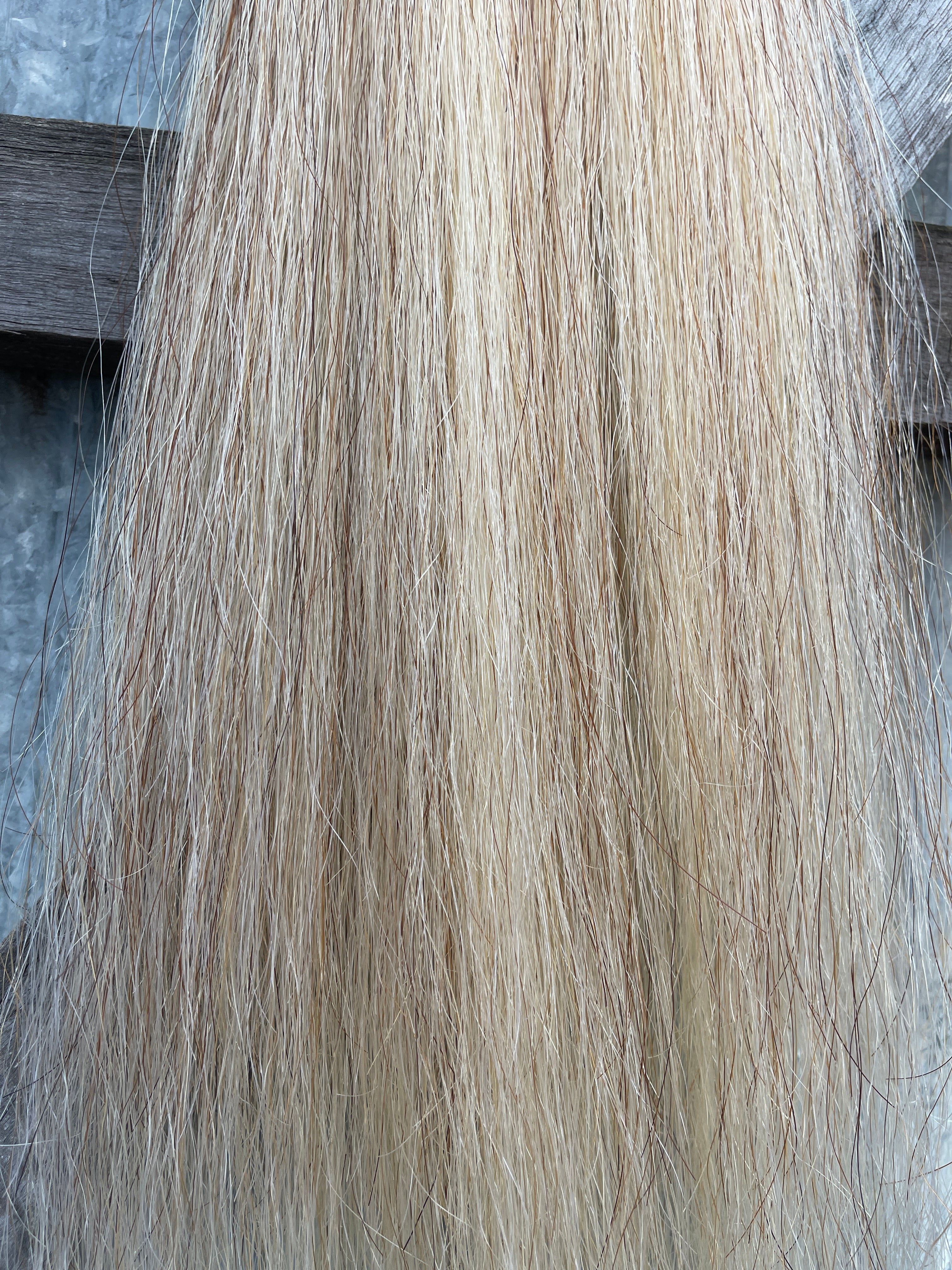 Very Light Flaxen Full thickness 89 cm